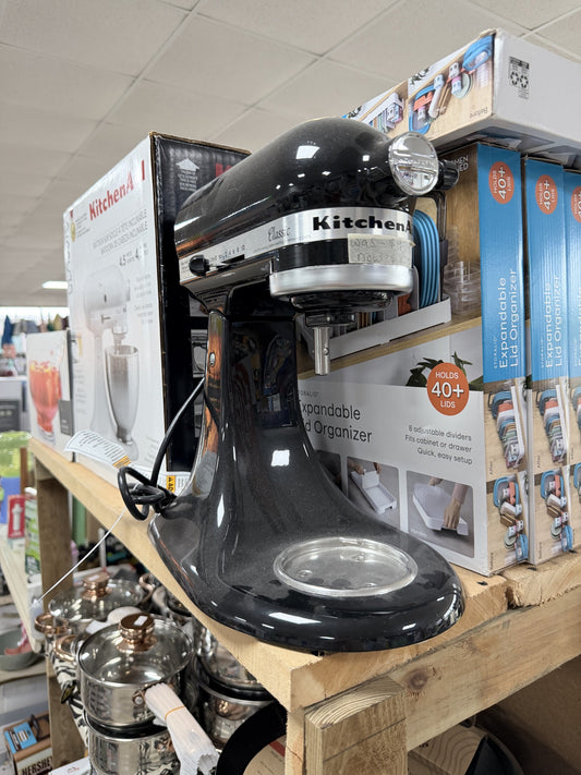 KitchenAid Classic 4.5-Quart Tilt-Head Stand Mixer — Onyx Black