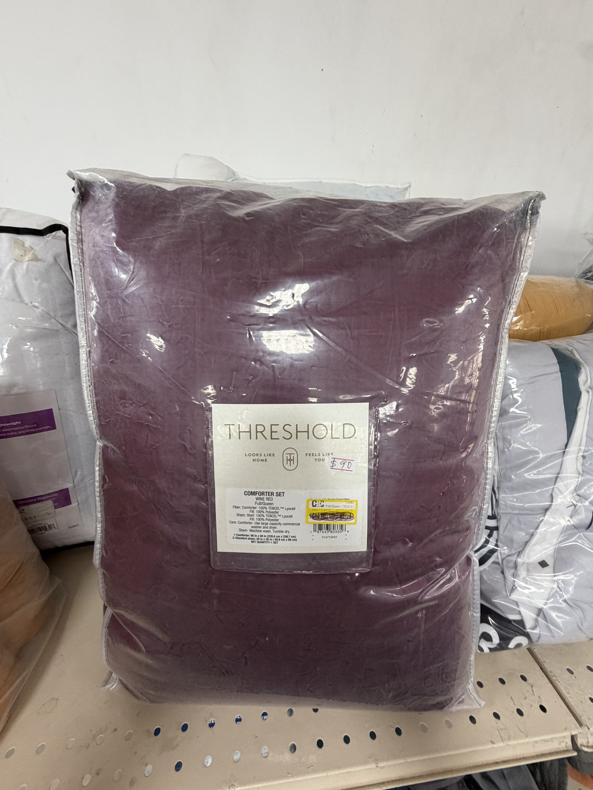 Threshold Solid Quilt — Full/Queen; Plum/Burgundy