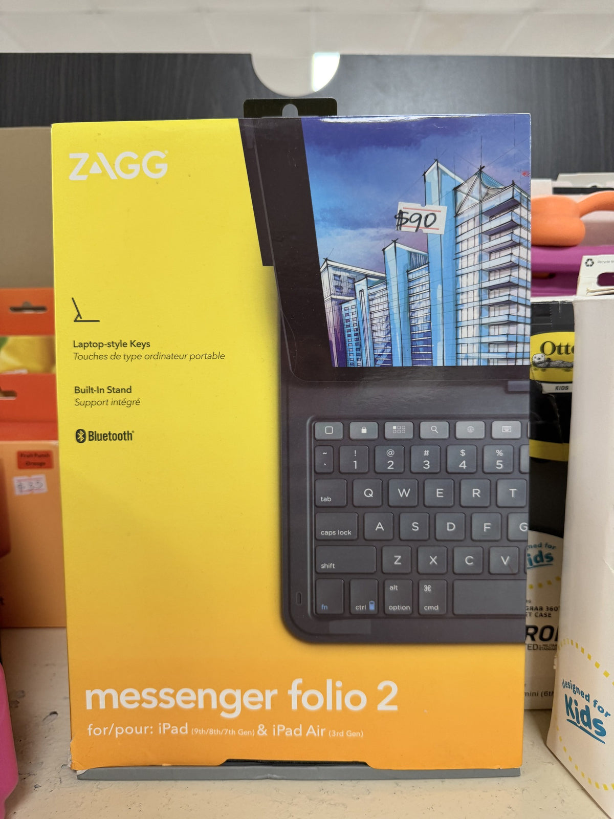 ZAGG Messenger Folio 2 Keyboard Case — Black; iPad 10.2/10.5 in